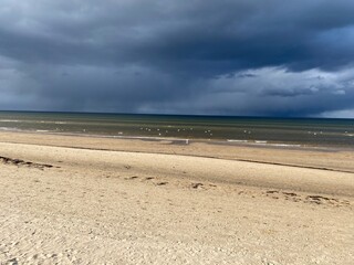 Spiaggia e temporale