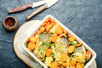 Baked fish with vegetables