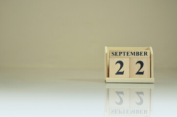 September 22, Number cube with the reflection on the ground.