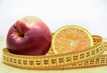 A fruit diet can help you lose weight.