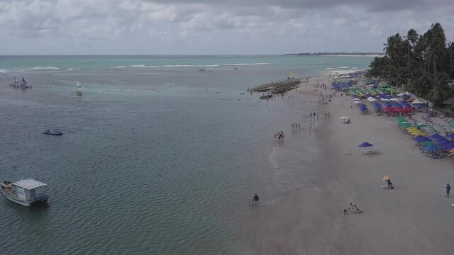 Imagem A&eacute;rea de Porto de Galinhas, munic&iacute;pio de Ipojuca no estado de Pernambuco, no formato D-Log