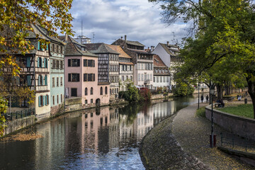 Nice houses in Petite-France (Little France) and River Ill in Strasbourg. Petite-France is an historic area in the center of Strasbourg. Alsace, France.