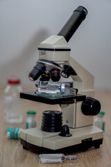 Serum unter Mikroskop