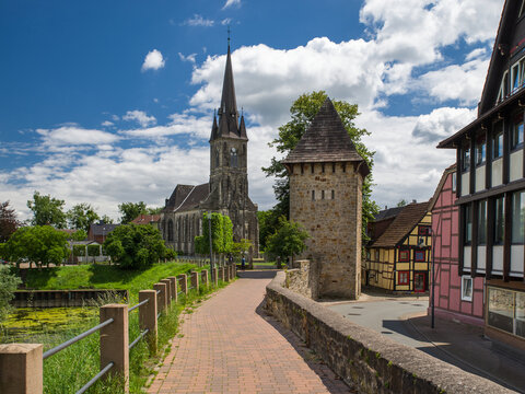 Weserbergland Stadtmauer Rinteln sommerlich