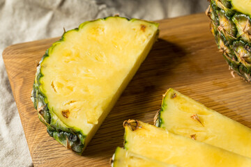 Raw Yellow Organic PIneapple Slices