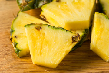 Raw Yellow Organic PIneapple Slices