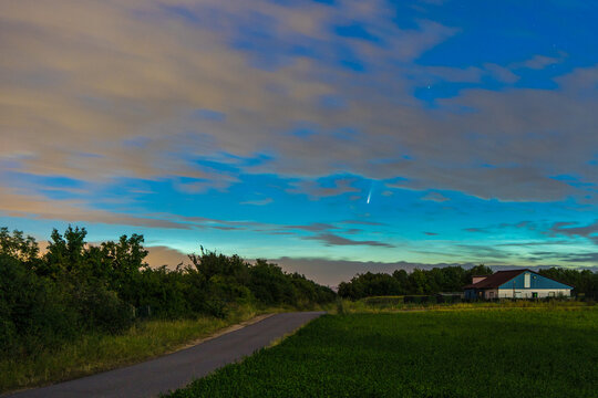 The comet C/2020 F3 (NEOWISE) photographed on July 10, 2020, from Ilvesheim in Germany.