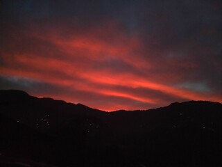 Obraz premium sunset in the mountains
