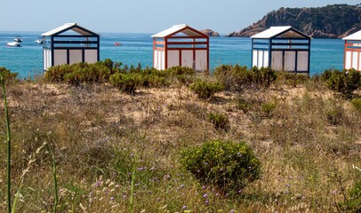 Fototapeta na wymiar Antiguas casitas de baño en S'Agaró, en plena Costa Brava