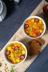 Hearty pea soup after grandmas rezept