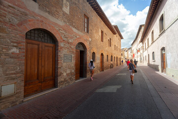 Fototapeta na wymiar Street of San Gimignano in Tuscany