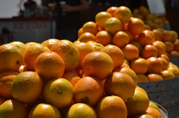 Naranjas al sol