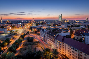 Fototapeta na wymiar Panorama Leipzig bei Nacht