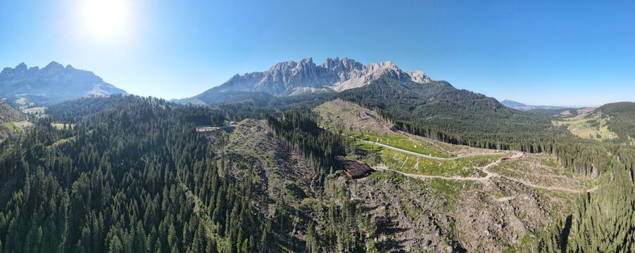 La devastazione da parte della tempesta Vaia nelle Dolomiti