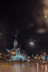 PAISAJES NOCTURNOS DE TRUJILLO