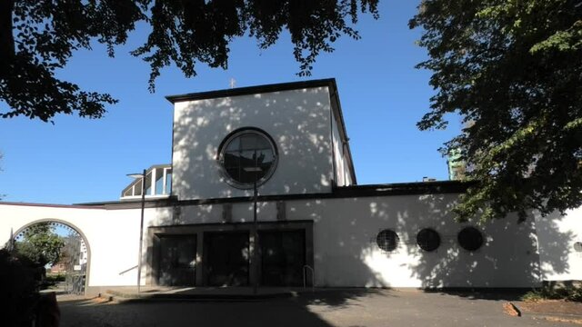 Katholische Kirche St. Markus in Essen Bredeney,  Deutschland. Video vom 20.9.2019