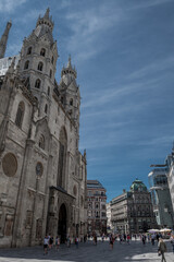 Obraz premium Cathedral Stephansdom And Square Stephansplatz With Graben And Kaerntner Strasse In The Inner City Of Vienna In Austria