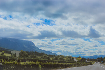 road to the mountains