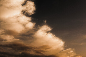 夕暮れの雲