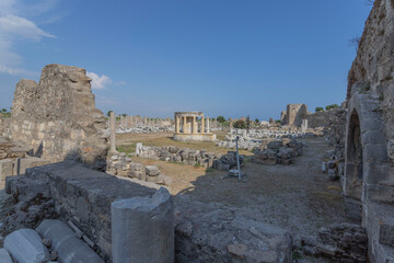 Fototapeta na wymiar Side, Turkey ancient city, ruins, attractions, coliseum