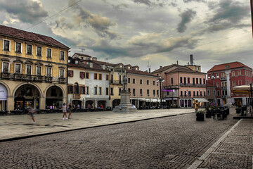 Piazza Vittorio Emanuele in Rovigo, the most important square in the city