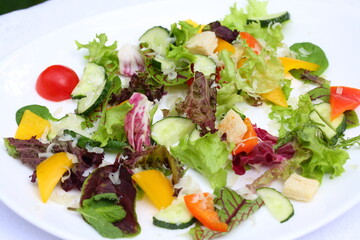 Caesar salad with chicken