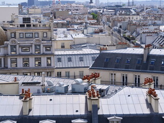 The roofs of Paris in july 2020. 