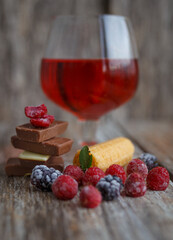 raspberry and blueberry cheesecake