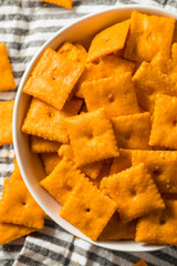 Salty Yummy Cheddar Cheese Crackers