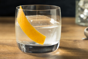 Refreshing Boozy White Negronic Cocktail