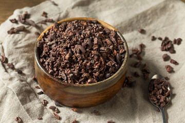 Fototapeta na wymiar Raw Brown Organic Chocolate Cocao Nibs