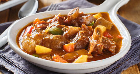 filipino beef kaldereta in bowl