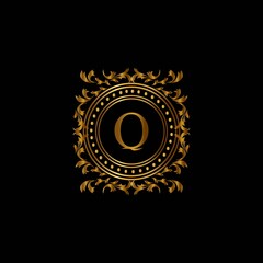 Vintage monograms Q letter. Golden heraldic letter logos