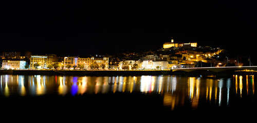 Fototapeta na wymiar City of Coimbra by night