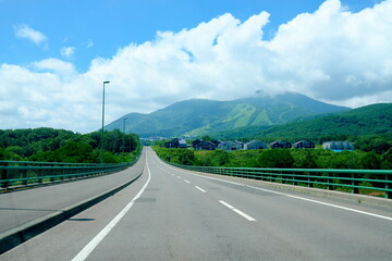 北海道の自然あふれる街道