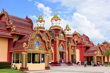 Fototapeta premium Beautiful Thai temples, great in art and architecture.
