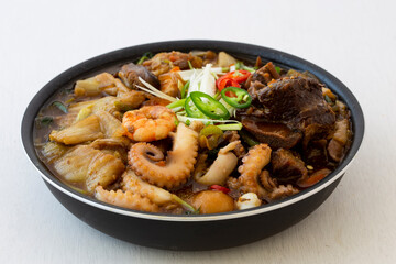 Braised Short Ribs and Seafood - Korean Food Hamul Galbi jjim
