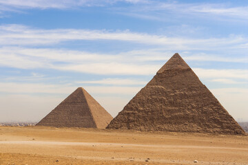 pyramids of giza