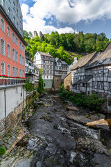 Fototapeta na wymiar Monschau, the old town of monschau with the ruhr