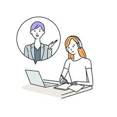 パソコンでオンライン授業を受ける女性
