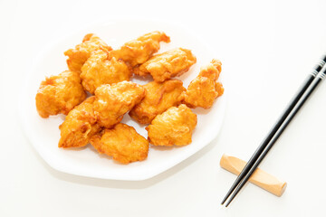 鶏肉の唐揚げ