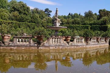 Fototapeta na wymiar Fountain of Ocean in Boboli garden, Florence, Tuscany, Italy
