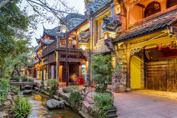 Fototapeta na wymiar Night view of Huanglongxi ancient town in Chengdu