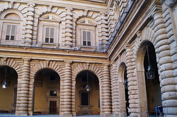 Fototapeta na wymiar Courtyard of Pitti Palace in Florence, Italy