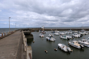 Obraz premium Port de plaisance à Saint-Michel-Chef-Chef