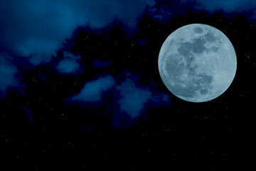 Obraz na płótnie Canvas Full moon on sky in the dark night.