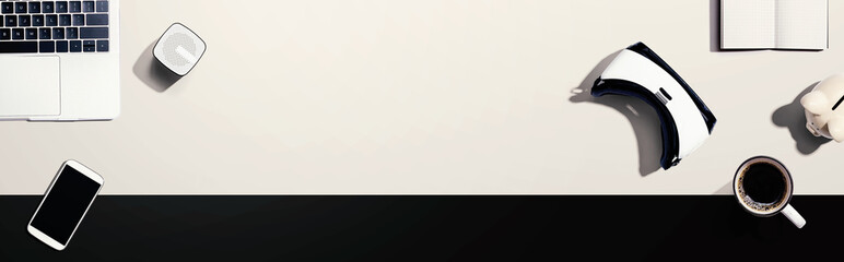 Obraz premium Electronic gadgets and office supplies - flat lay