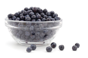 Glass bowl of blueberries.