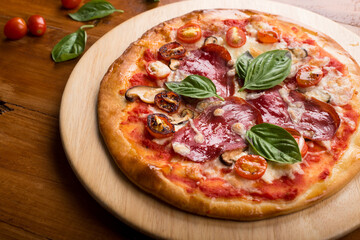 Pizza con bresaola 