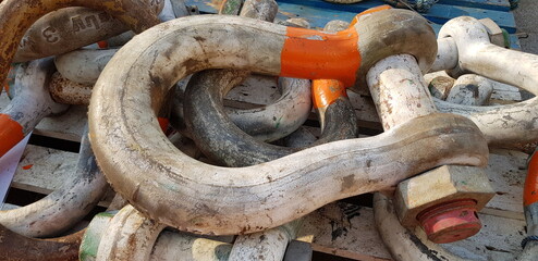 bow shackles ready for Lifting operation 